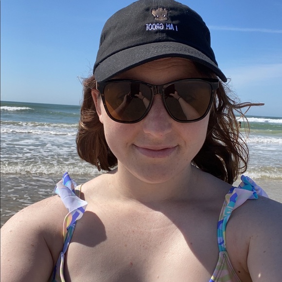 Meet your Posher, Lauren - Picture 1 of 1